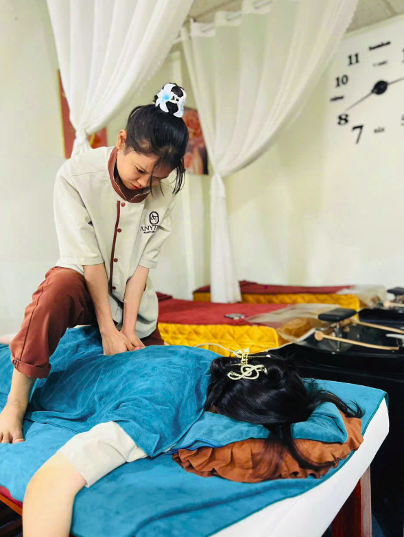 Hình Giới thiệu ngắn